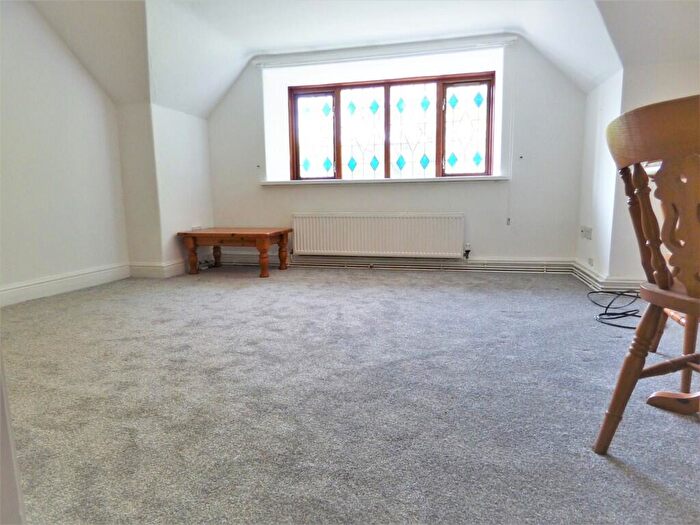2 Bedroom Apartment To Rent In Lapwing Lane, Didsbury, M20