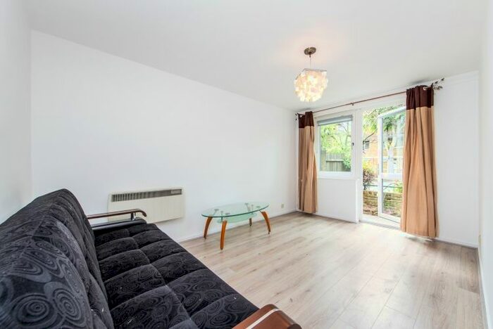 1 Bedroom Flat To Rent In Harewood Avenue, London NW1