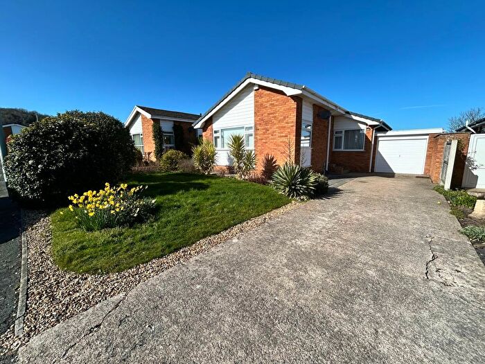 3 Bedroom Detached Bungalow For Sale In Berwyn Gardens, Penrhyn Bay, LL30
