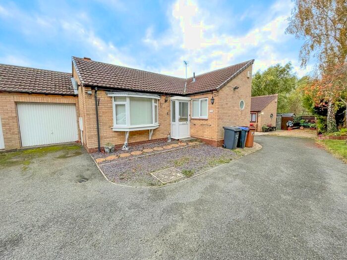 2 Bedroom Bungalow To Rent In St. Benedicts Mount, Northampton, NN4