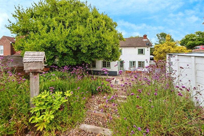 3 Bedroom Detached House For Sale In North Hill, Fareham, Hampshire, PO16