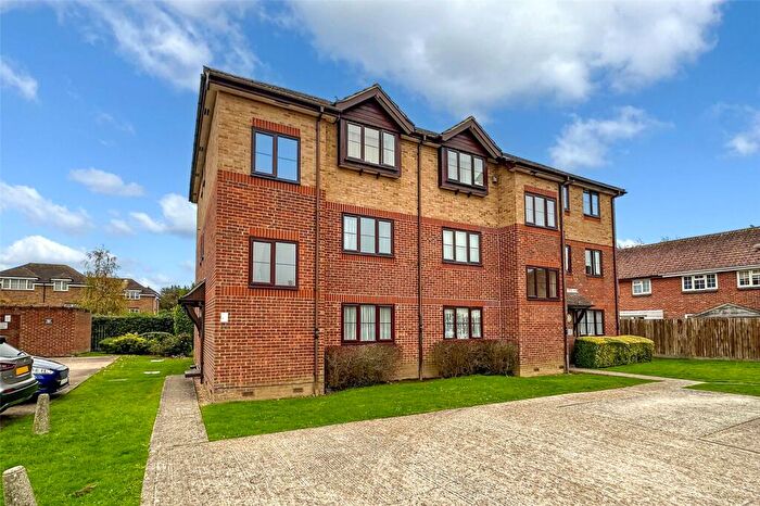 1 Bedroom Apartment For Sale In Copper Hall Close, Rustington, Littlehampton, West Sussex, BN16