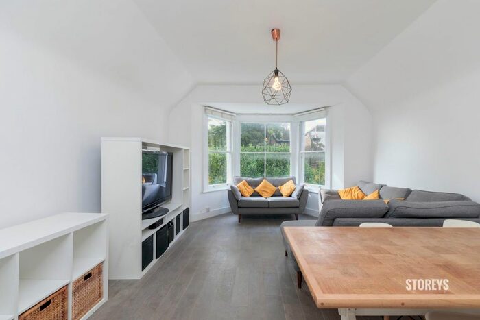 2 Bedroom Flat To Rent In Greyhound Lane, Streatham, London, SW16