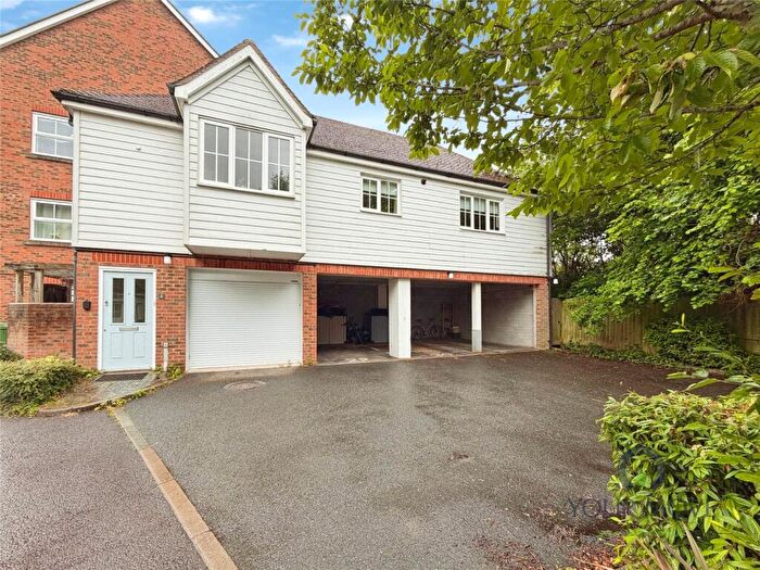 2 Bedroom Flat For Sale In Edelin Road, Bearsted, Maidstone, Kent, ME14