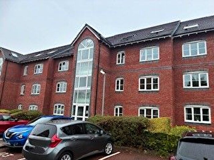 2 Bedroom Flat To Rent In Guest Street, Leigh, Greater Manchester, WN7