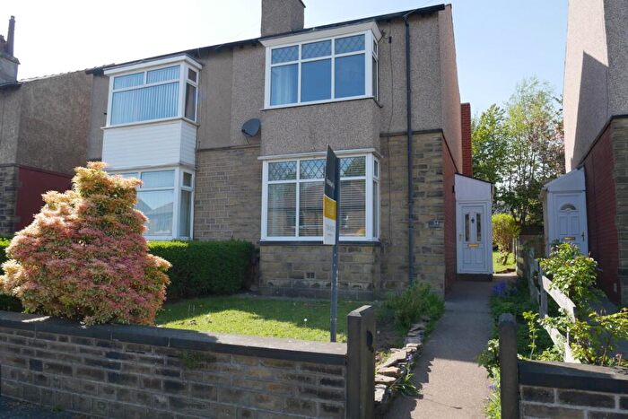 2 Bedroom Semi-Detached House To Rent In Heatherfield Road, Huddersfield, West Yorkshire, HD1