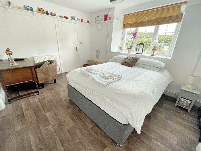 5 Bedroom Detached House For Sale In Llangain, Carmarthen, SA33