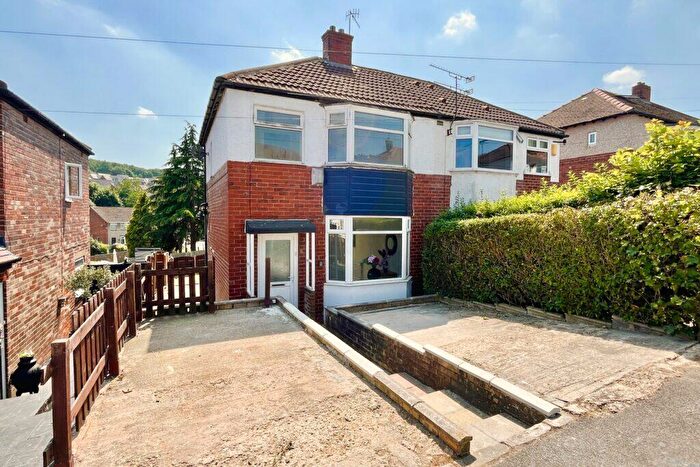 3 Bedroom Semi-Detached House For Sale In Jepson Road, Sheffield, S5