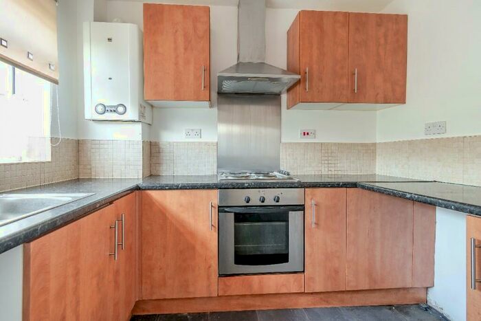 2 Bedroom Semi-Detached Bungalow For Sale In Station Road, Doncaster, South Yorkshire, DN7