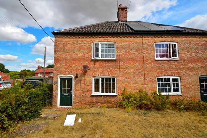 2 Bedroom Semi-Detached House To Rent In Corpusty, NR11