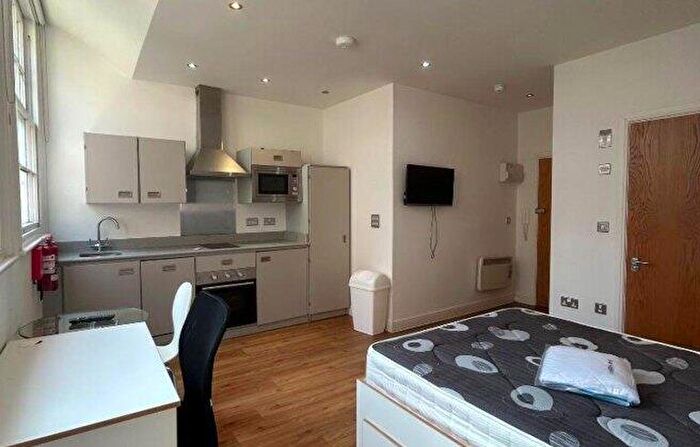 Studio To Rent In Park Street, BS1