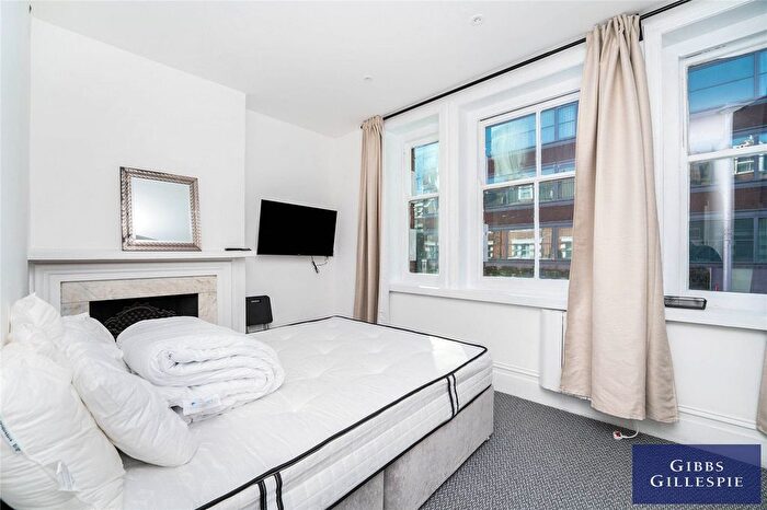Studio To Rent In Bond Street, London, W5