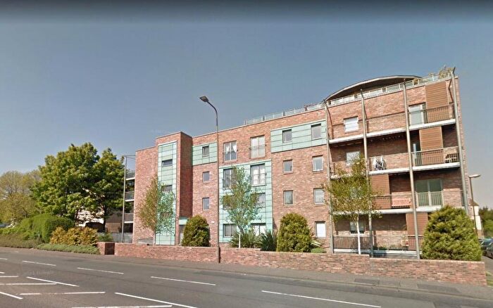 2 Bedroom Flat To Rent In Telford Grove, Crewe Toll, Edinburgh, EH4