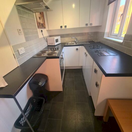 Studio To Rent In Kendal Bank, Leeds, West Yorkshire, LS3