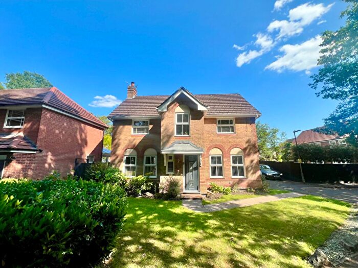 4 Bedroom Detached House To Rent In Buckminster Drive, Dorridge, Solihull, West Midlands, B93