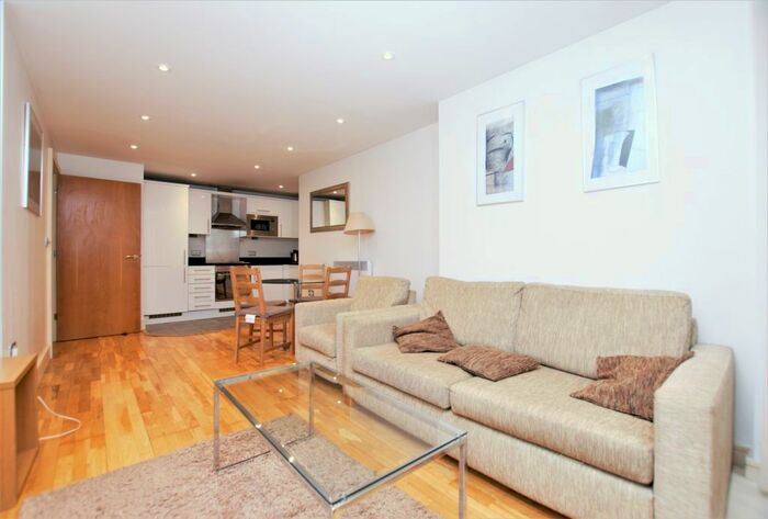 1 Bedroom Flat To Rent In Long Lane, London, SE1