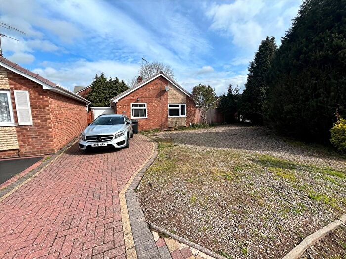 2 Bedroom Bungalow For Sale In Beechcroft Road, Kidderminster, Worcestershire, DY11