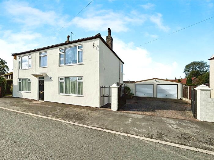 4 Bedroom Detached House For Sale In High Street, Hook, Goole, East Yorkshire, DN14