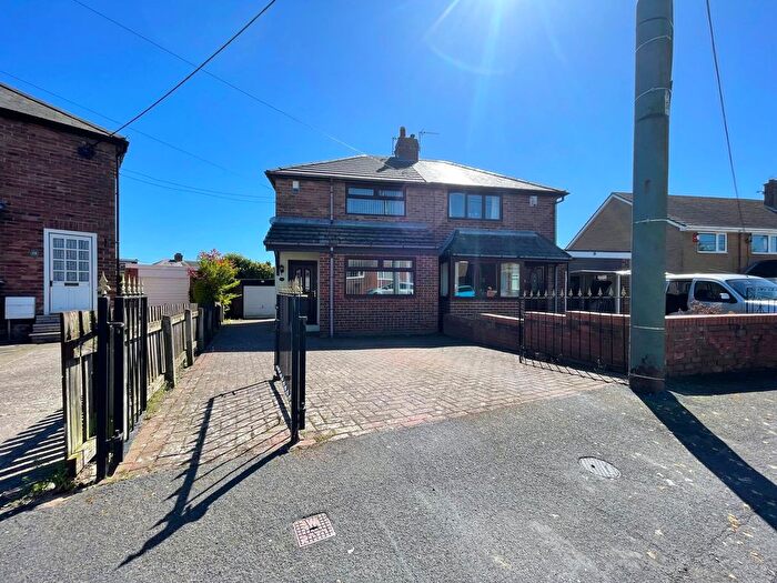 3 Bedroom Semi Detached House For Sale In Glencoe Avenue, Chester Le Street, DH2