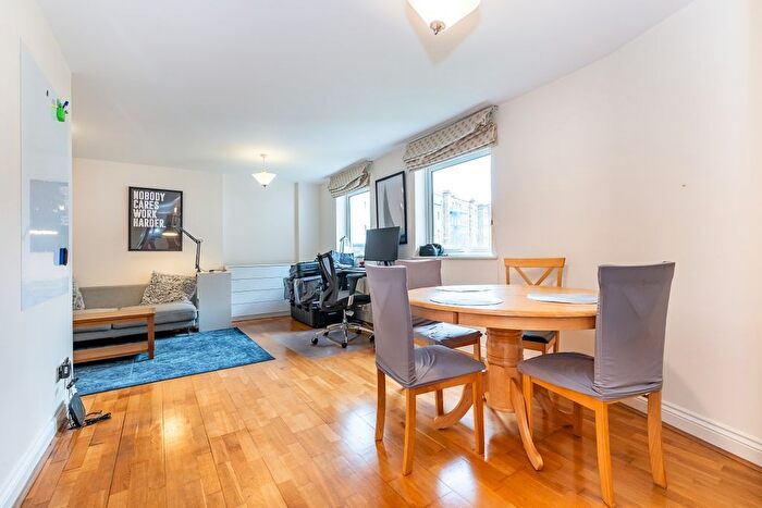 1 Bedroom Flat To Rent In Palgrave Gardens, London, NW1