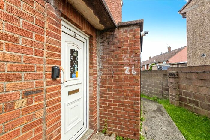 2 Bedroom Apartment For Sale In Cutler Road, Bristol, BS13