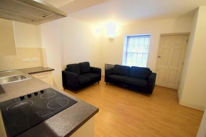 2 Bedroom Flat To Rent In Providence Place, London, N1