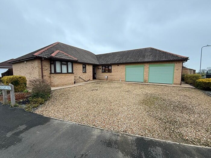 3 Bedroom Detached Bungalow For Sale In Wingate Way, Bourne, PE10