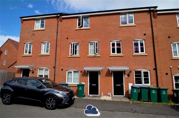 4 Bedroom Terraced House To Rent In Anglian Way, Stoke, Coventry, CV3