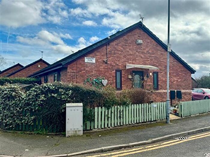 2 Bedroom Bungalow For Sale In Thorntree Close, Manchester, M9