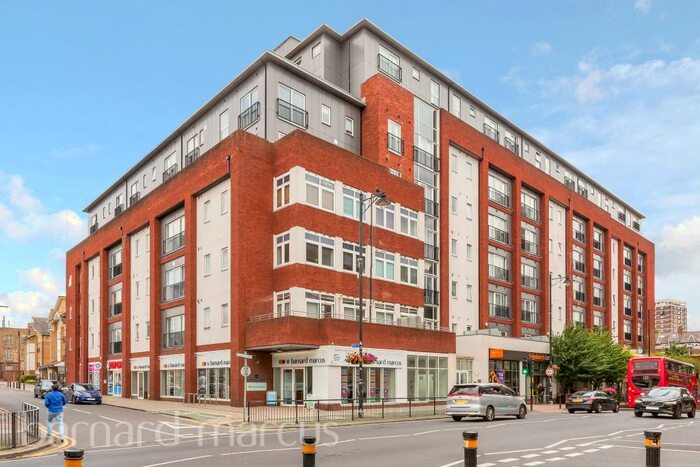 1 Bedroom Apartment To Rent In Manor Road, Wallington, SM6