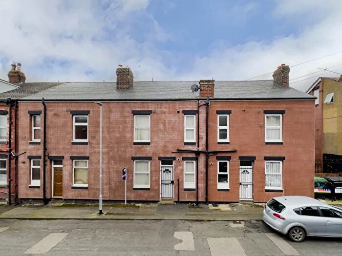 1 Bedroom Terraced House To Rent In Recreation Mount, Leeds, LS11