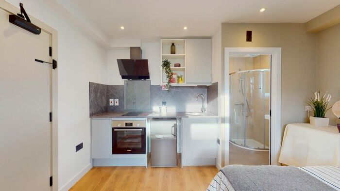 Studio To Rent In Court Way, London, W3