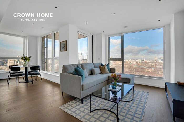 2 Bedroom Apartment To Rent In Phoenix Court, Oval Village, SE11