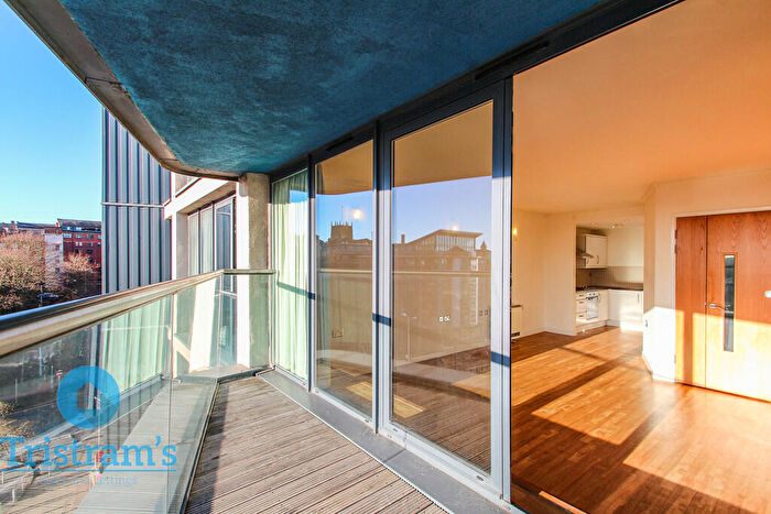 2 Bedroom Apartment To Rent In The Ice House, Bolero Square, NG1