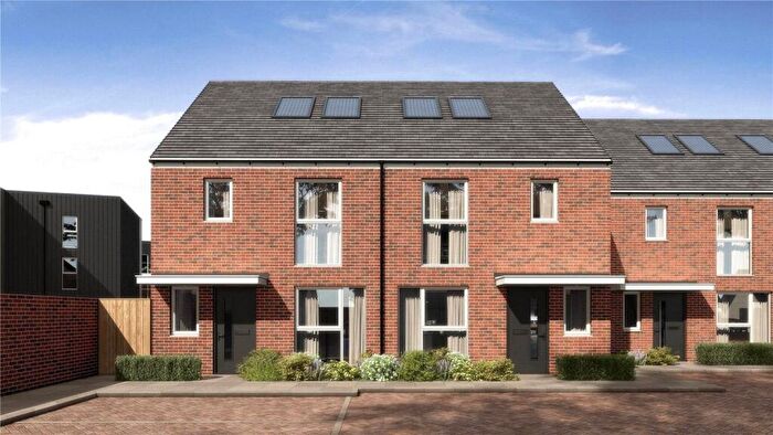 3 Bedroom House For Sale In Foundry Lane, Chippenham, Wiltshire, SN15