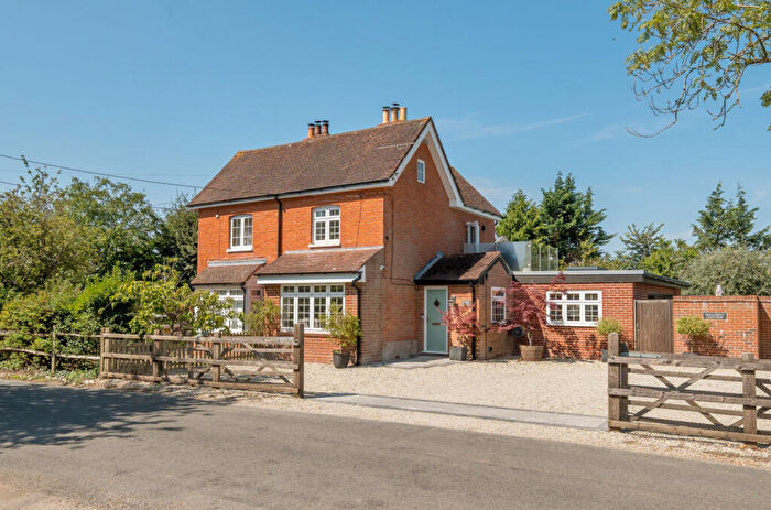 3 Bedroom Equestrian Facility For Sale In Horns Hill, Soberton, Southampton, Hampshire, SO32