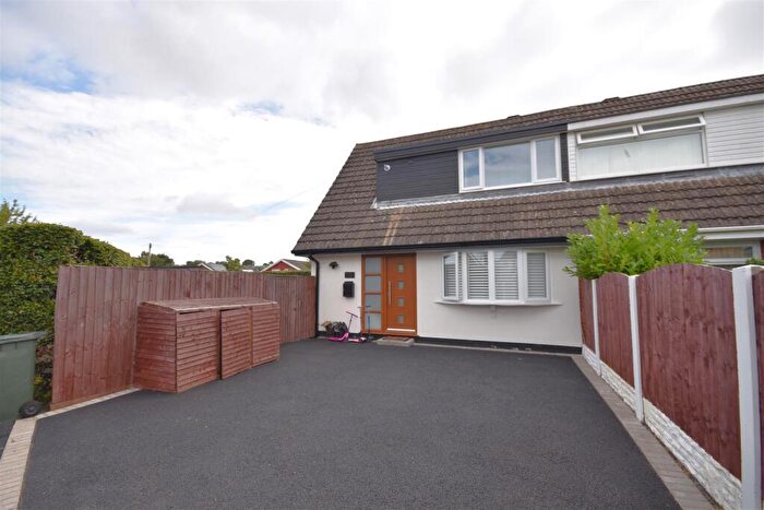 4 Bedroom Semi Detached House For Sale In Rockfarm Drive, Little Neston., CH64