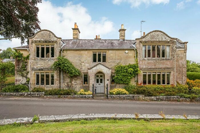 5 Bedroom Detached House For Sale In St. Marys Road, Dinton, Salisbury, Wiltshire, SP3