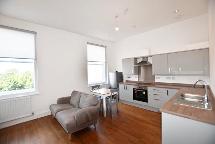 2 Bedroom Apartment To Rent In The Gresham, Carrington Street, NG1