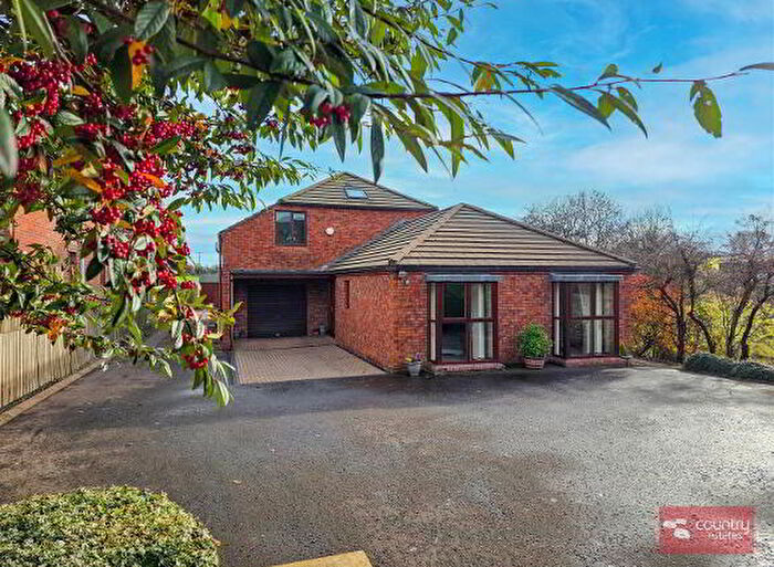 7 Bedroom Detached House For Sale In Millbank Road, Ballyclare, BT39