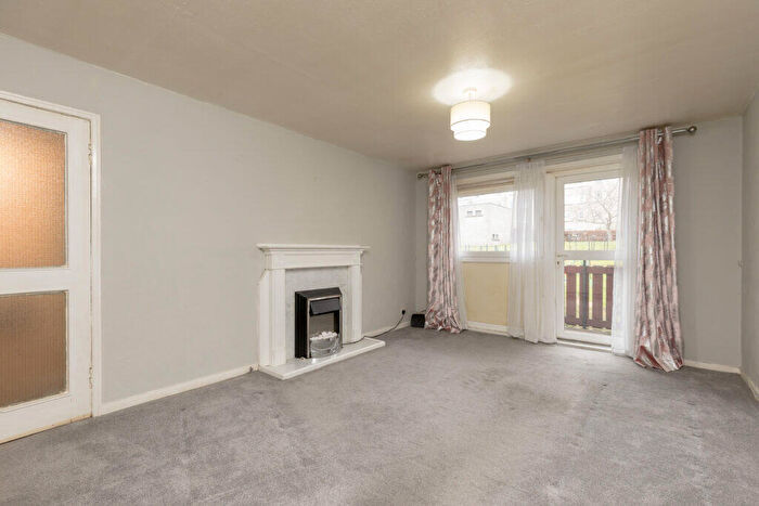 2 Bedroom Flat For Sale In Flat, Lady Nairne Place, Willowbrae, EH8