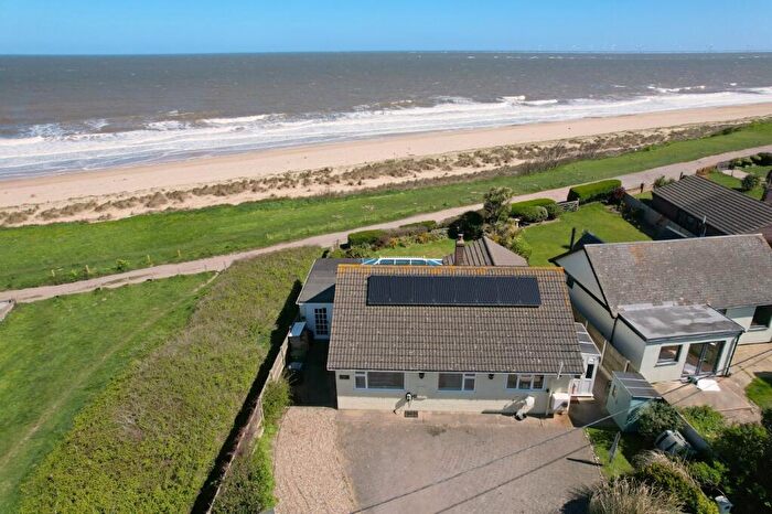 3 Bedroom Detached Bungalow For Sale In Scratby, NR29