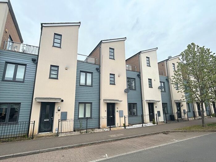 2 Bedroom Terraced House For Sale In Selkirk Drive, Milton Keynes, MK14