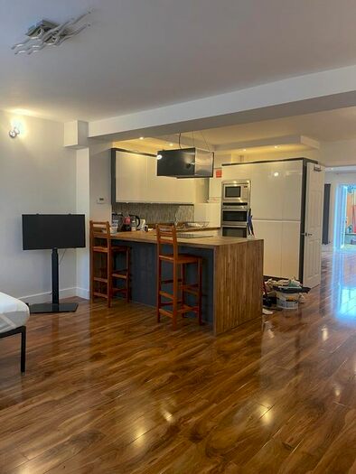 2 Bedroom Maisonette To Rent In Nicoll Way, Borehamwood, WD6