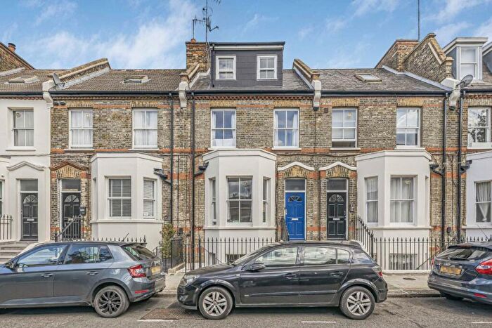 2 Bedroom Flat To Rent In Upcerne Road, Chelsea, SW10