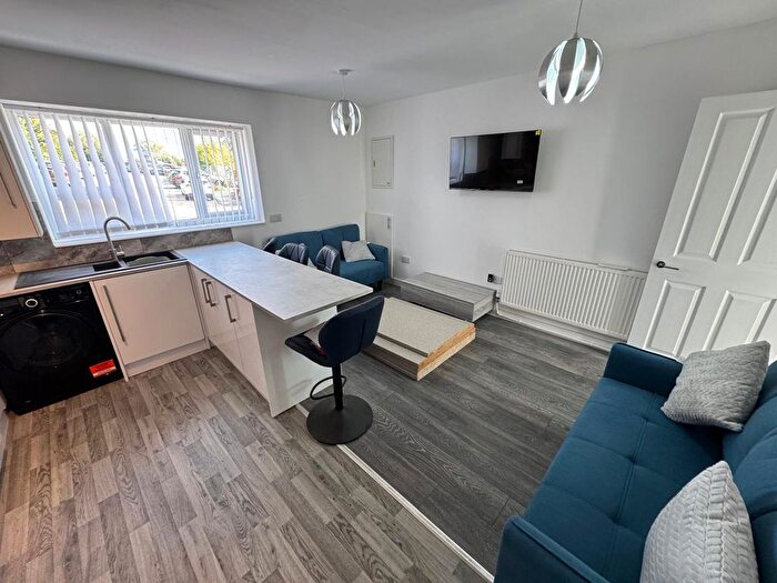 5 Bedroom End Of Terrace House To Rent In Partington Lane, Swinton, Manchester, M27