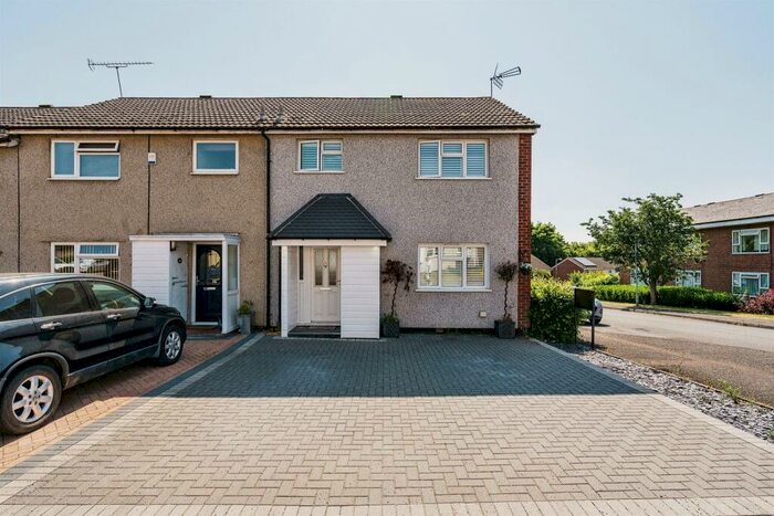 3 Bedroom House To Rent In Church End, Harlow, CM19