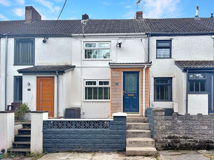 2 Bedroom Terraced House For Sale In Box Road, Swansea, SA4