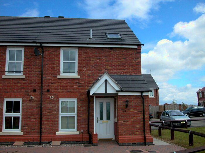 3 Bedroom House To Rent In Farnborough Close, Corby, NN18