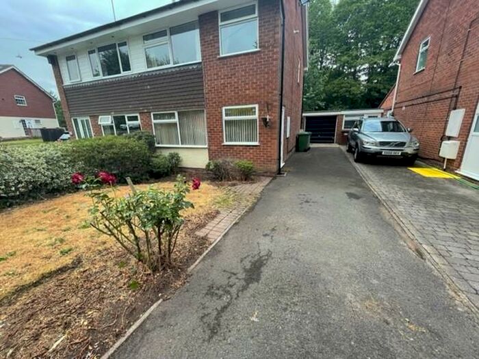 3 Bedroom Semi-Detached House To Rent In Oakmere Close, Sandbach, CW11